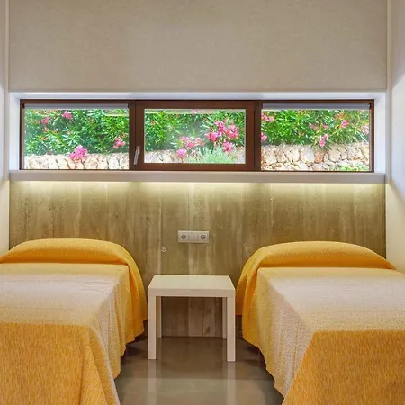 Villa Ullastres Ses Alzines *